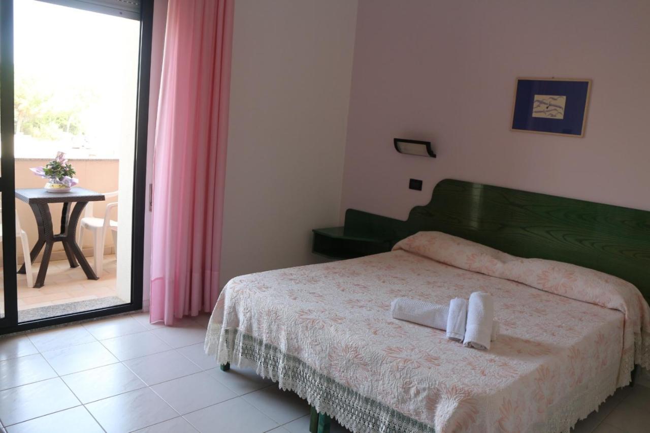 Senorbi Hotel Mater Mediterranea מראה חיצוני תמונה