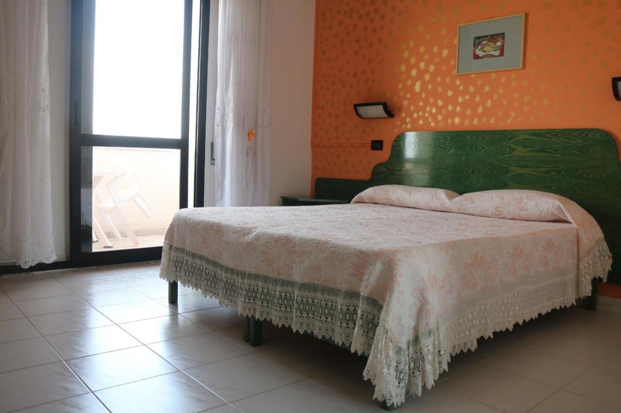 Senorbi Hotel Mater Mediterranea מראה חיצוני תמונה