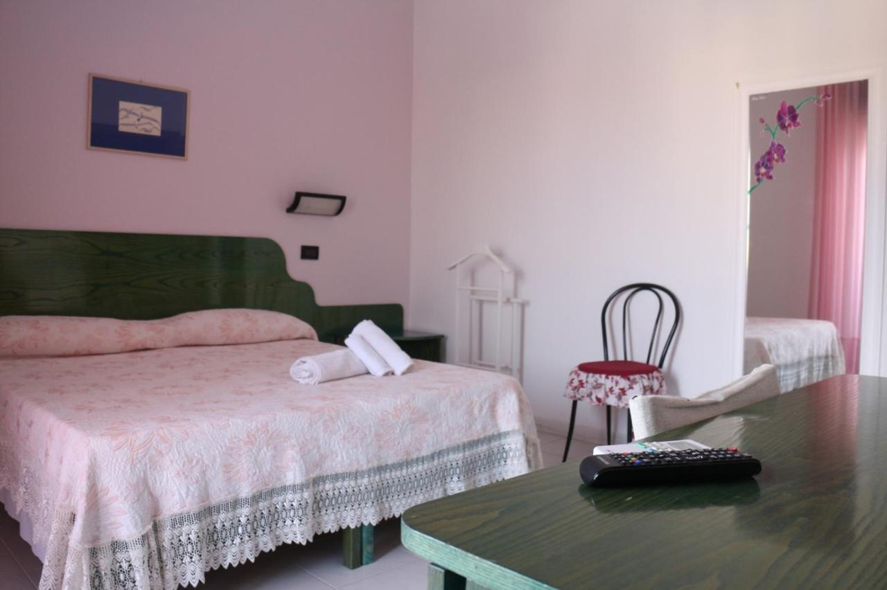 Senorbi Hotel Mater Mediterranea מראה חיצוני תמונה