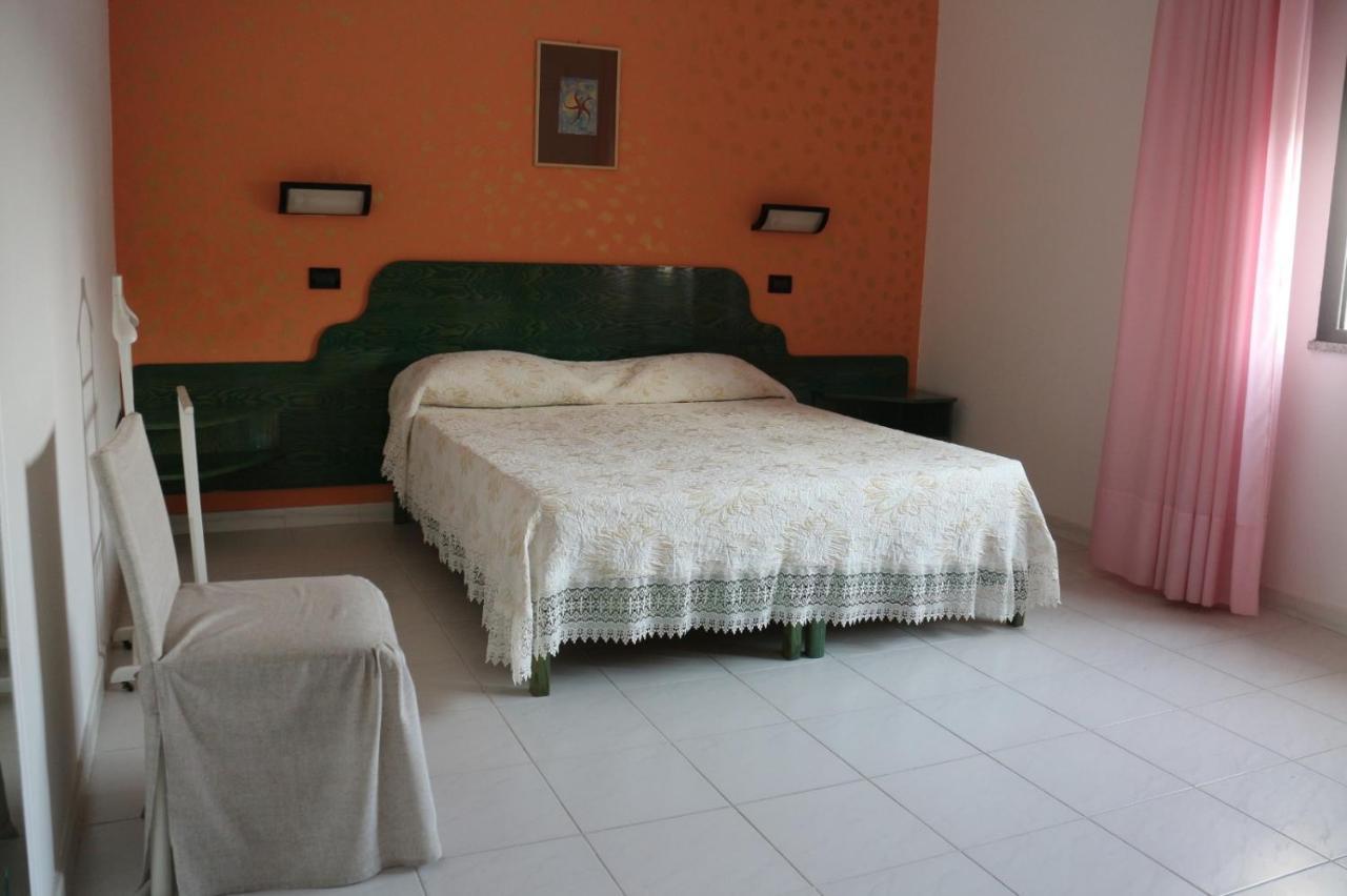 Senorbi Hotel Mater Mediterranea מראה חיצוני תמונה
