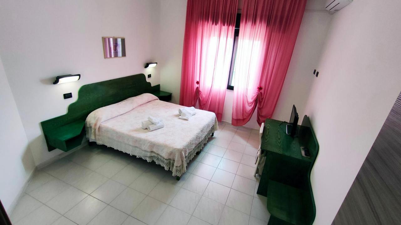 Senorbi Hotel Mater Mediterranea מראה חיצוני תמונה