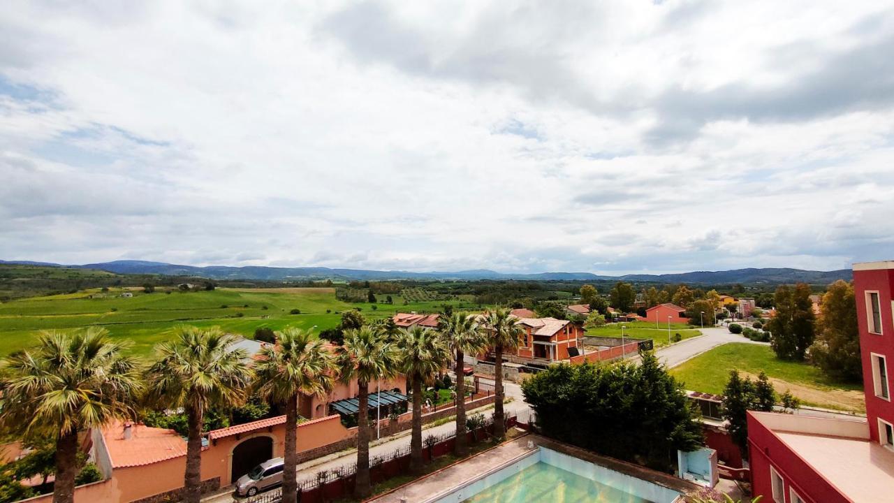 Senorbi Hotel Mater Mediterranea מראה חיצוני תמונה