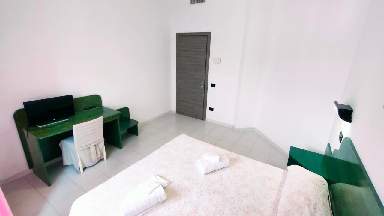 Senorbi Hotel Mater Mediterranea מראה חיצוני תמונה